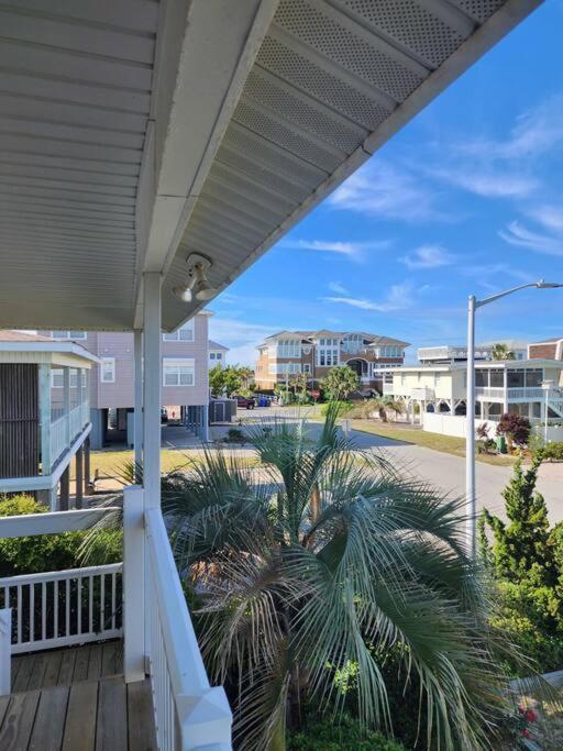 Whole House - Short Walk To The Beach Ocean Isle Beach Esterno foto
